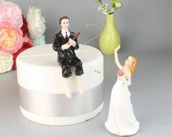 Topper Torta Nuziale Sposini In Resina - Decorazione Matrimonio 15x6x10.5 Cm Per Torte E Tavoli - Foto 2