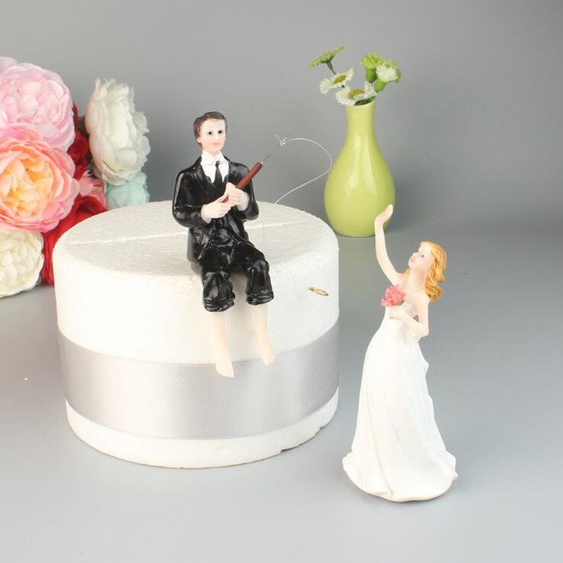 Bride Groom Cake Figurines Resin Cake Decorations Bride and Groom Cake