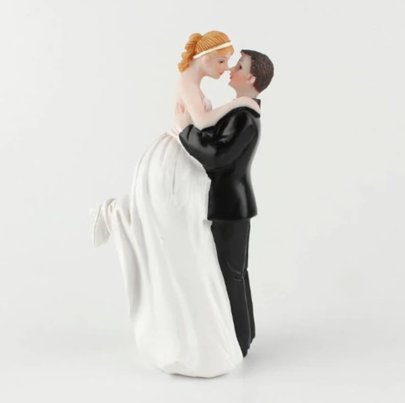 Bride Groom Cake Figurines Resin Cake Decorations Bride and Groom Cake