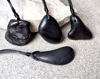 Russian Elite Shungite Necklace for Men – Protective Crystal Pendant – Boho Black Stone Gift for Him