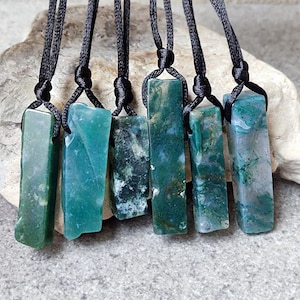 Green Moss Agate Necklace - Magical Stone Pendant for Men and Women - Gemini Zodiac Gift - Natural Witchy Style