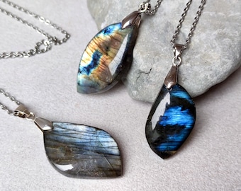 Magical Labradorite Leaf Necklace - Silver Chain with Blue Flash Gemstone - Handcrafted Crystal Jewelry for Protection