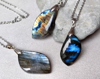Magical Labradorite Necklace - Silver Chain with Blue Gemstone - Handcrafted Crystal Jewelry for Protection