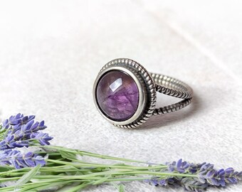 Raw Amethyst Ring in 925 Silver - Gothic Antique Style - Birthstone Jewelry - Magical Fantasy Inspiration