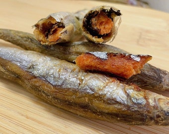 Capelin fish with full roe (eggs), premium homemade Healthy dog/cat treats, single ingredient, no addictive, toppers, 2oz