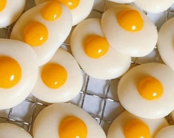 Mini Sunny Side Up Eggs, Healthy Dog/Cat Treats, toppers, trainings, enrichment, 2oz (Skin+Coat) - Hot Selling Item