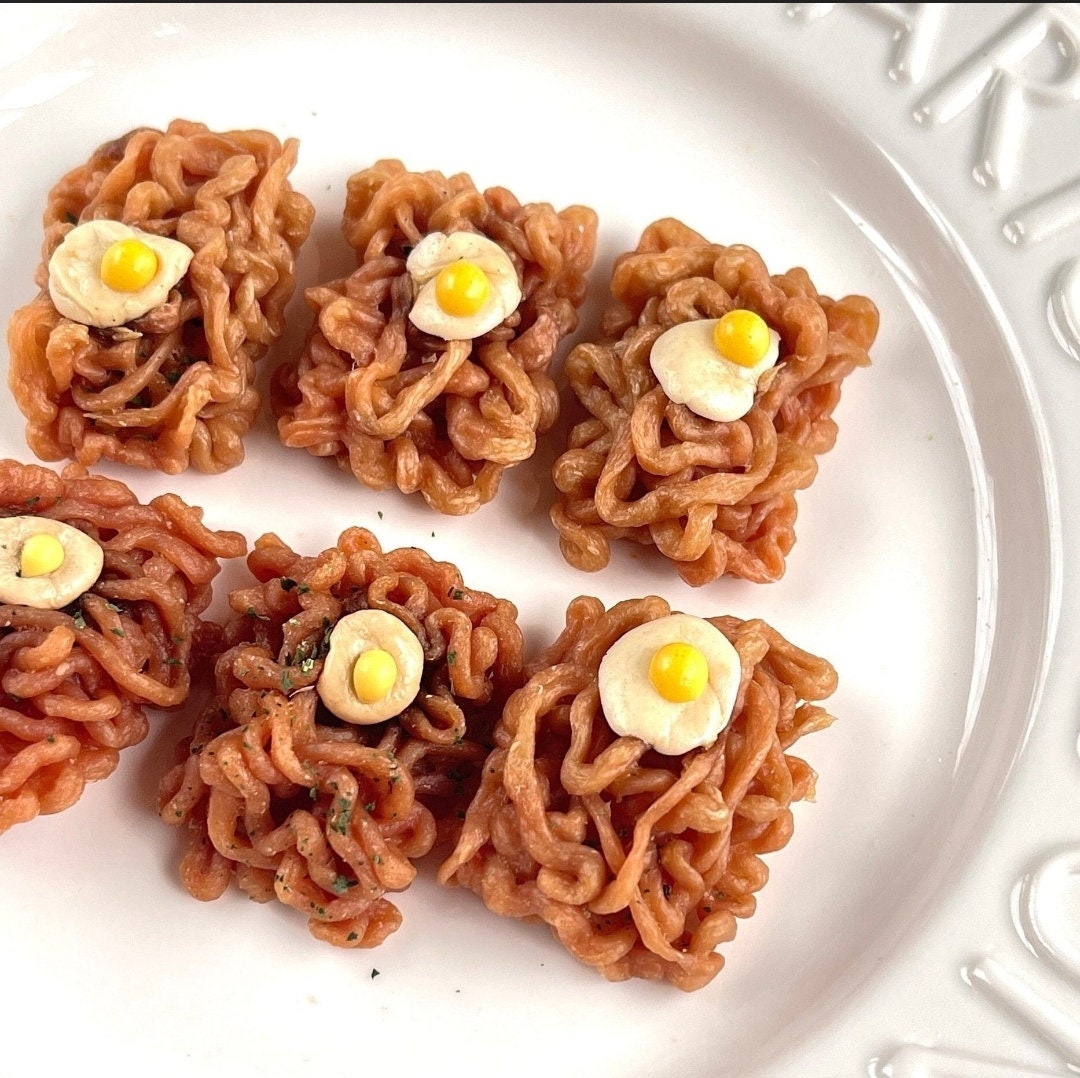 Pup Egg Noodles, Healthy Homemade Dog/cat Treats, Crunchy Fun Treat