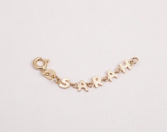 Rallonge de petit nom, collier initial ou rallonge de bracelet en or massif 14 carats 18 carats, étiquette de nom mignonne amovible, étiquette de lettre personnalisée, cadeau pour elle
