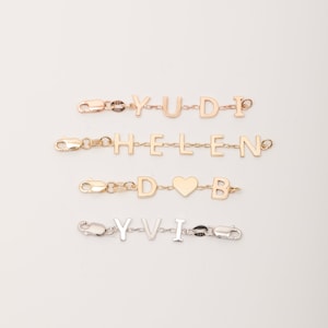 Extensor de nombre y fecha en oro macizo de 14 o 18 quilates, extensor de collar y pulsera con múltiples iniciales, etiqueta de extensión de fecha con nombre y letra personalizada para cadena
