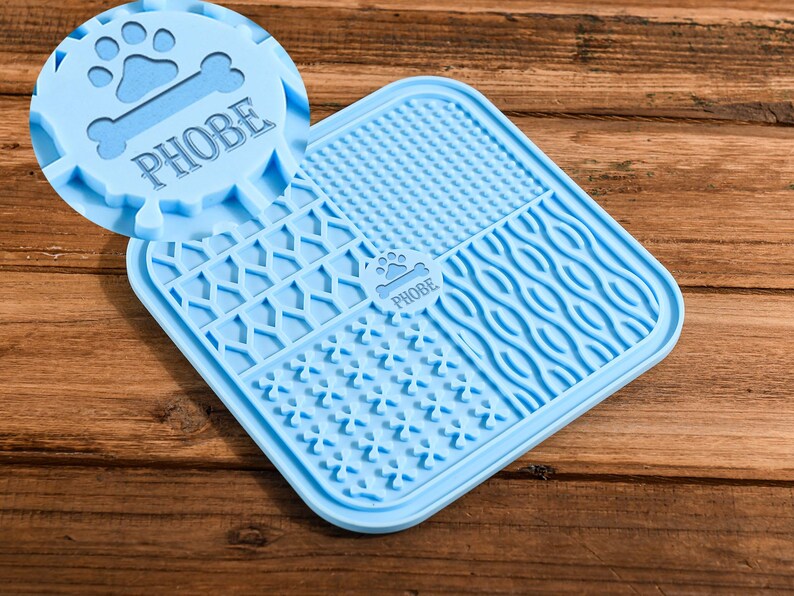 Custom Silicone Lick Mat,pet silicone plate pet bowl Personalized,slow feeder for anxiety,dog enrichment,Pet licking plate,licking plate image 2