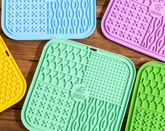 Tappetino da leccare in silicone personalizzato, ciotola per animali domestici in silicone per animali domestici Personalizzato, alimentatore lento per l'ansia, arricchimento del cane, piatto da leccare animali domestici, piatto da leccare