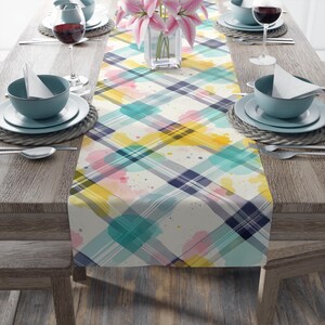 Vibrant Plaid Table Runner: Colorful Celebration Table Decor