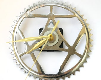Fahrrad Kettenblatt Wanduhr, Kurbelgarnitur Uhr, Upcycled vintage retro