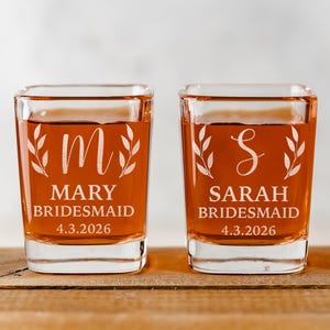 Personalized Bridesmaid Gifts Shot Glasses: Maid of Honor Favor, Matron of Honor Gift, Bridesmaid Proposal immagine 1