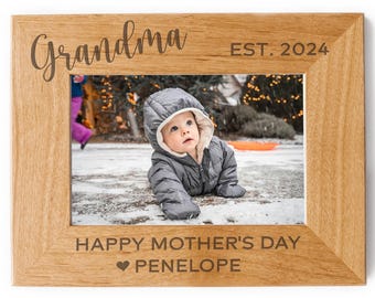 Grandma Mother’s Day Picture Frame: Personalized Gift for Grandma