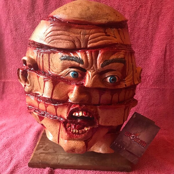 Free Shipping! New Halloween BLOODY SLICED Adult Latex Deluxe Mask