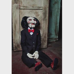 25% OFF Free Shipping Today! Officially Licensed Saw Billy Puppet Prop, Posable Latex Halloween Decoration