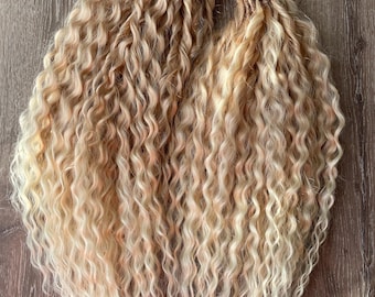 Blonde Curly Synthetic Dreads – 55 cm, Boho Crochet Dreadlocks with Loose Curls