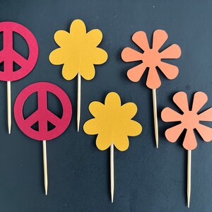 One Groovy Baby Cupcake Toppers, Groovy Geburtstagsparty, Peace-Zeichen-Dekor, Blumendekor, One Groovy Babe, Geburtstagsparty-Dekor, SET VON 12
