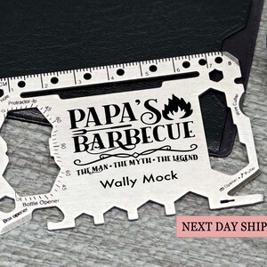 Tarjeta multiherramienta personalizada para barbacoa de Papa, regalo para papá de la barbacoa, negra o plateada, herramienta de bolsillo para maestros de la parrilla, The Man The Myth Legend