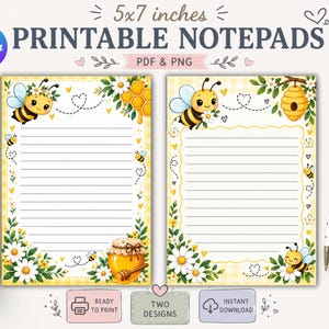 Op de afbeelding: Twee 12,7x17,8 cm printbare notitieblokontwerpen met een gele vichy-ruitachtergrond, gelinieerd papier en illustraties van bijen, madeliefjes, honingraten en honingpotten. De tekst luidt Printable Notepads, PDF & PNG, Ready to Print, Instant Download.