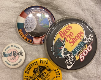 Vintage pins 4 pack