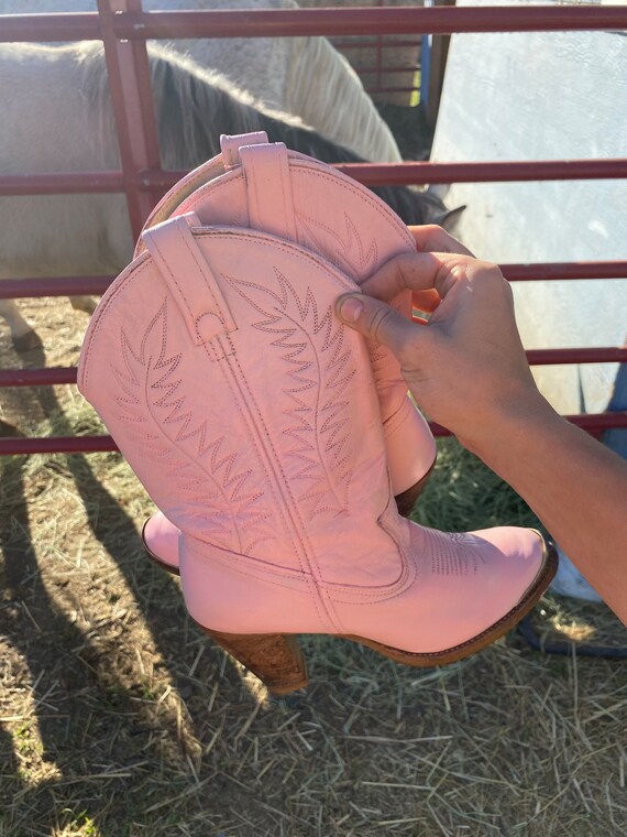 Barbie Pink Cowgirl Boots - Gem