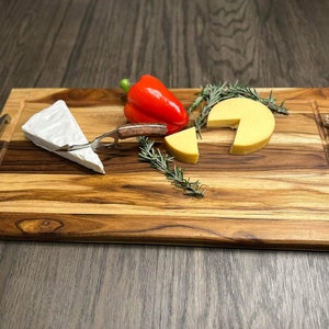 Gourmet Teak Serving Board with Handles, Teak Cutting Board, Teak Chartreuse Board, Teak Platter