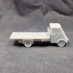 French Renault AHx Cargo Trucks 1/100 Flames of War Team Yankee