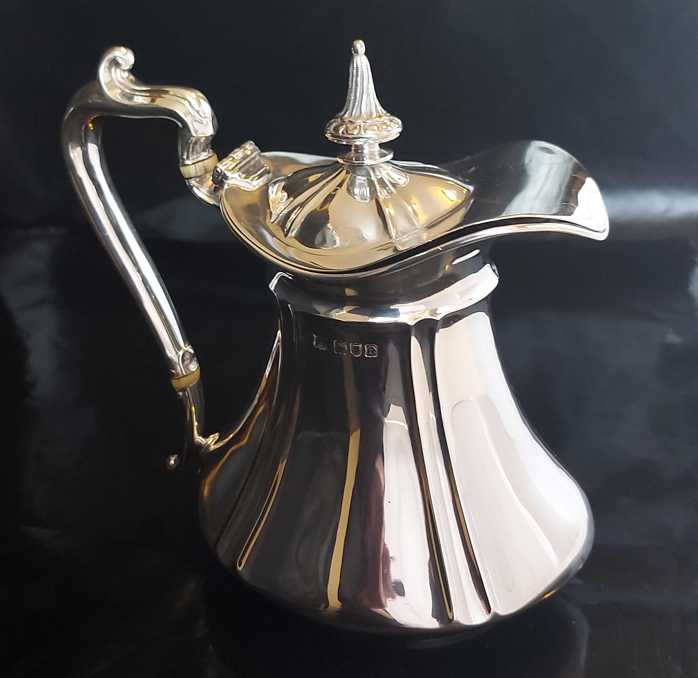 Silver hot water jug - Etsy 日本 Silver hot water jug - Etsy 日本