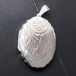 Sterling Silver Pendant Locket with Art Nouveau Engraving - 3.4cm Long.