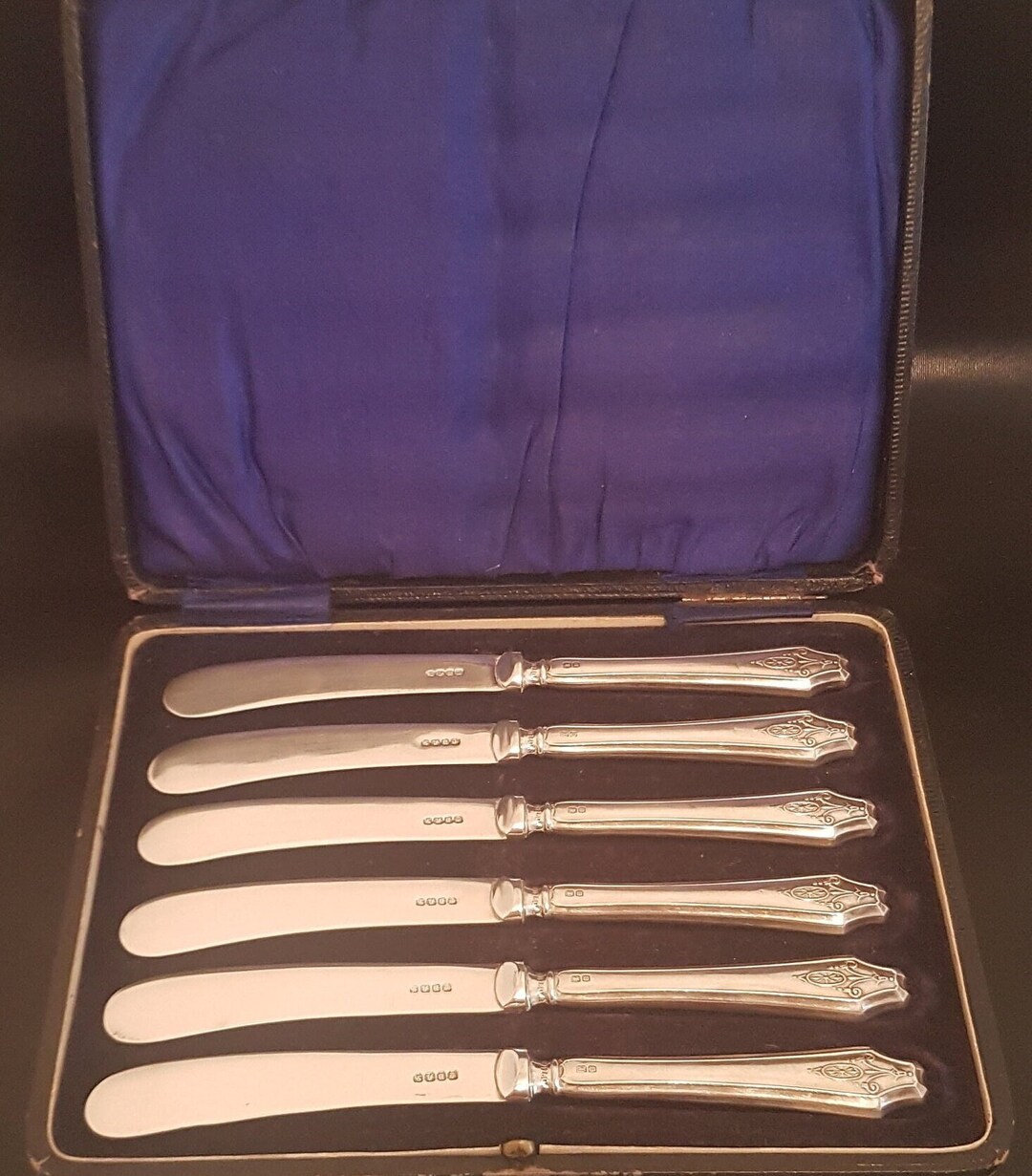 Frank Cobb 1929 Sheffield Hallmarked Sterling Silver Set of Six Silk Lined Boxed Butter