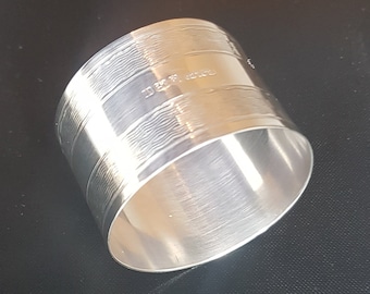 Rodenic Manufacturing Co 1945 Georgian Birmingham Hallmarked Sterling Silver Napkin Ring