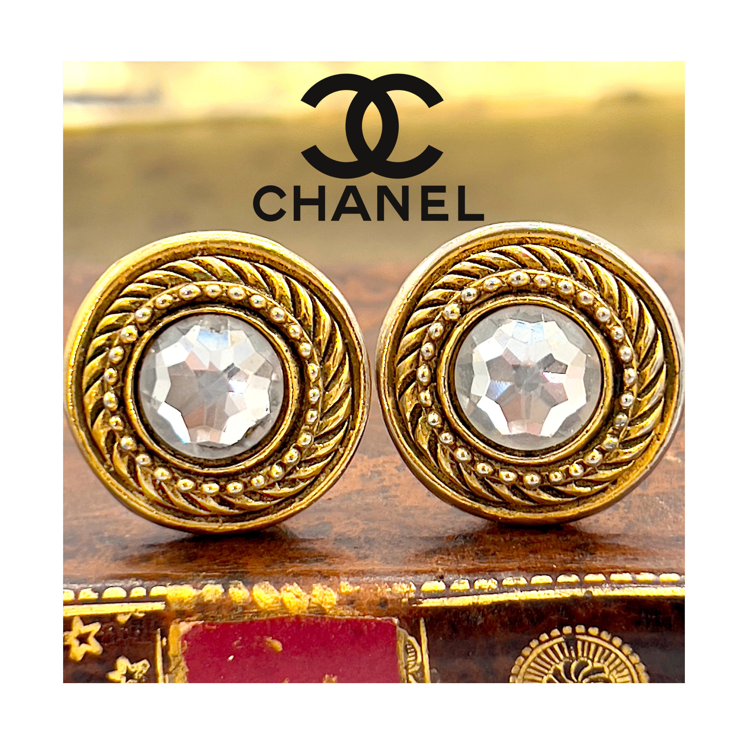 Buy Metal Chanel Logo Online In India -  India