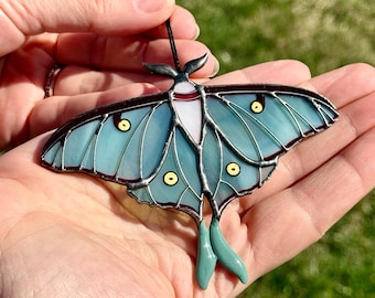 Mini Luna Moth Suncatcher, Miniature Stained Glass Car Accessory, Butterfly Window Hangings, Unique Gift for Mom, Handmade Small Decor