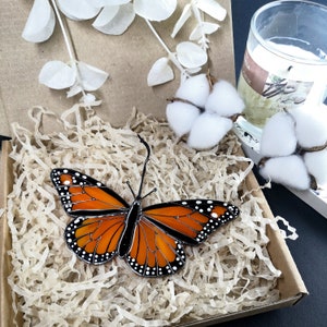 Monarch butterfly suncatcher, stained glass window hangings, unique Mother's Day gift, gift for mom, handmade home decor, modern wall art image 3