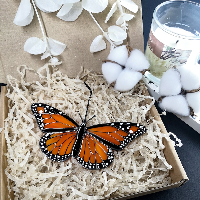 Monarch butterfly suncatcher, stained glass window hangings, unique Mother's Day gift, gift for mom, handmade home decor, modern wall art image 3