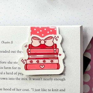 Coquette Magnetic Bookmark: Pink Book Stack