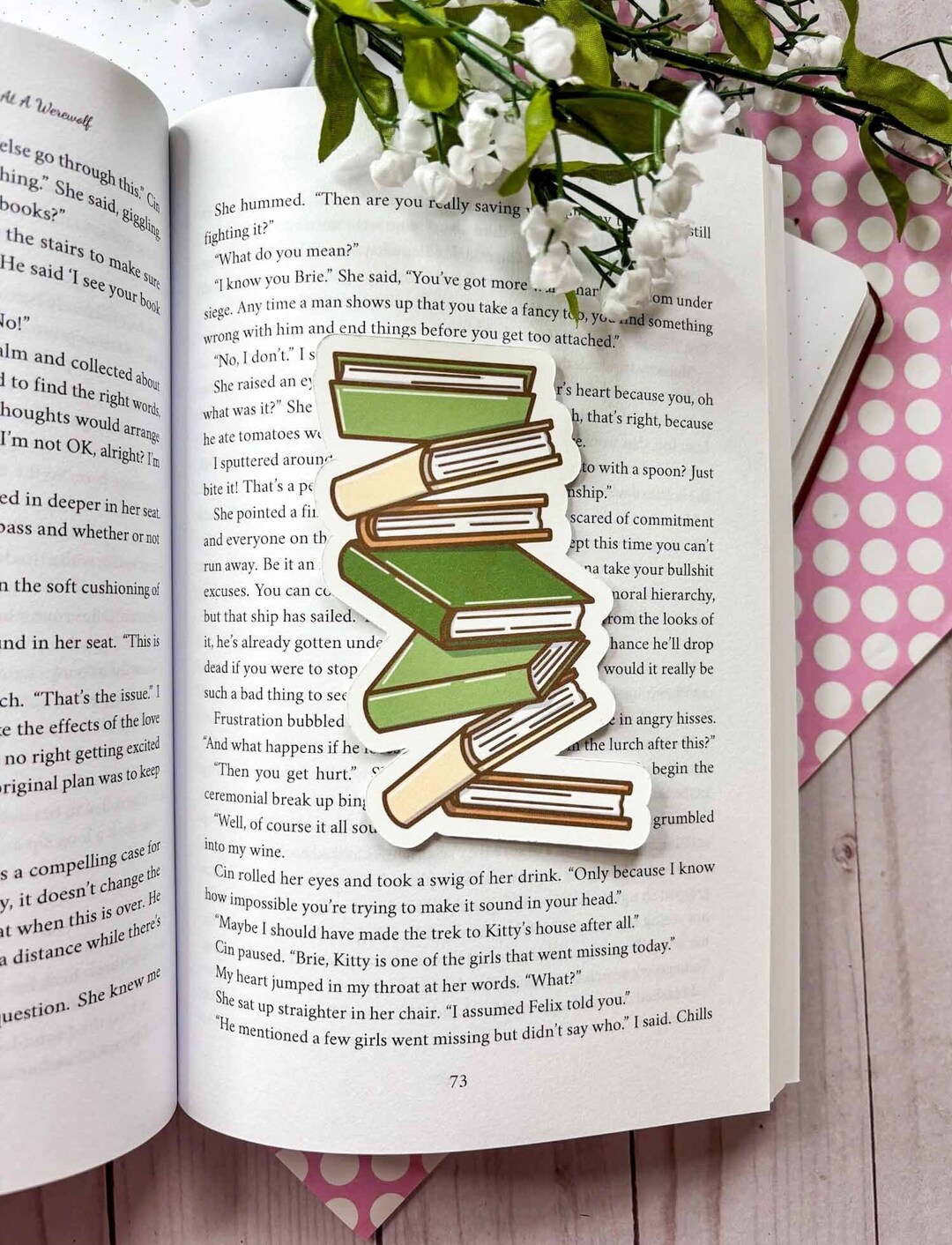 Green Falling Books Bookmark, Cute Bookmark, Aesthetic Bookmark - Etsy