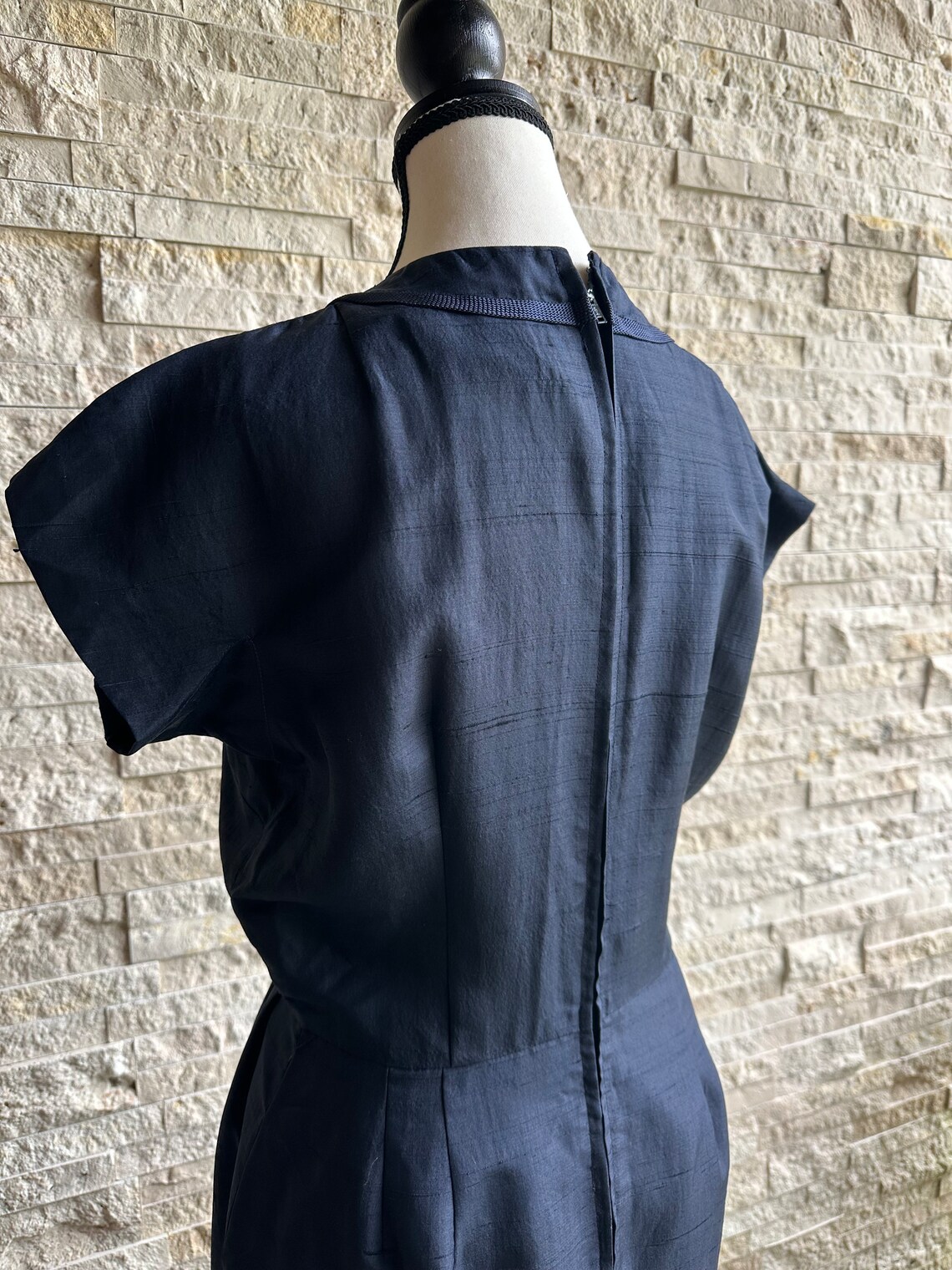 Elegant Navy Blue 1950's Vintage House Dress Knee-length, Cropped ...