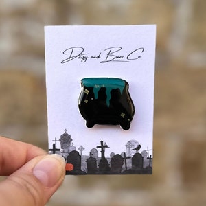 Cauldron Pin Badge | Witchy Halloween Accessory | Cute Cauldron Lapel Pin