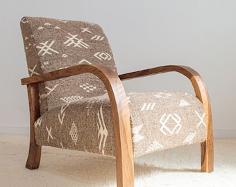Retro Lounge Chair, Accent Chair for living room, Mid century Armchair, Vintage Chair, Rug Chair