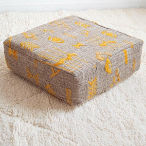 Moroccan Kilim Pouf, Floor Pouf, Vintage Moroccan Ottoman, BeniOurain Square Pouf,Meditation Cushion,Outdoor Kilim Pillow Cover