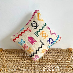 Moroccan Floor Pillow, Throw Pillows,Vintage Moroccan Ottoman, Square Kilim Pillow,Meditation Cushion, Outdoor pillows, Decorative pillow