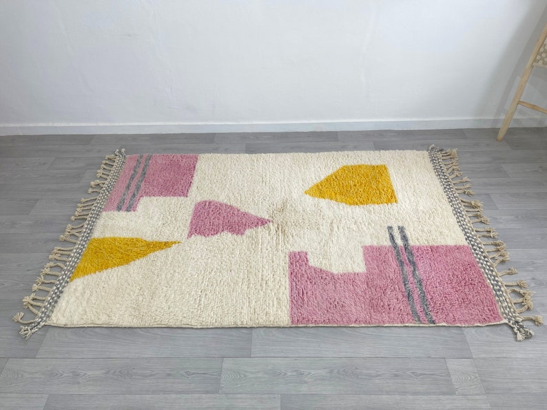 Handmade Beniourain White and Pink Rug, Moroccan Shag Carpet, Modern