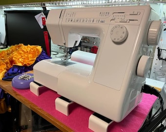 Ergonomische, kantelbare naaimachinestandaard met hoeksteun, antislip, zwaar uitgevoerd, draagvermogen 40 lbs.