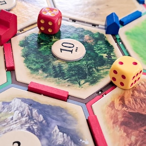 Magnetic Settlers of Catan 19 Hex Holders - Snap and Stack with Precision (Optional Holder)