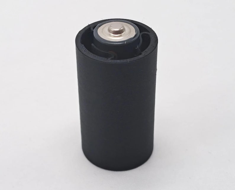 Battery Adapter AA to C 6 Pack Power Conversion Solution Electronics image 1