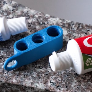 Toothpaste Transfer Tool Keychain 3-Pack | Easy Refill Adapter for Toothpaste Tubes | Travel-Friendly, Waste-Reducing Toothpaste Connector