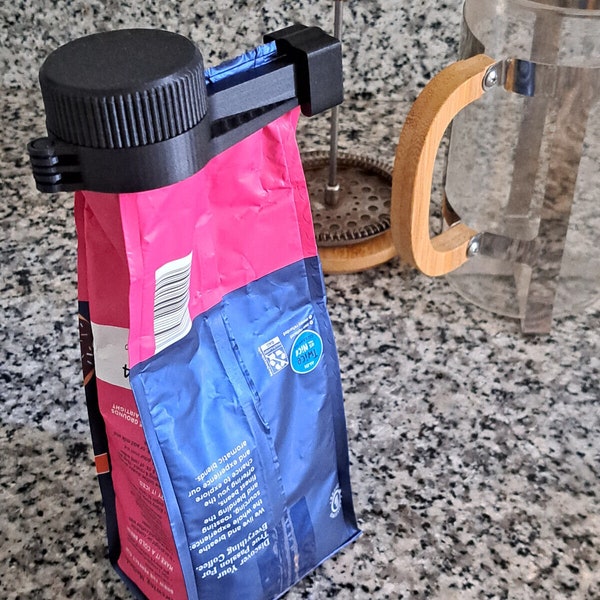 Clip-On Coffee Bag Pourer - Convenient and Easy Access to Dry Ingredients